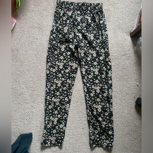 a new day Floral Print Pants - Black and White
